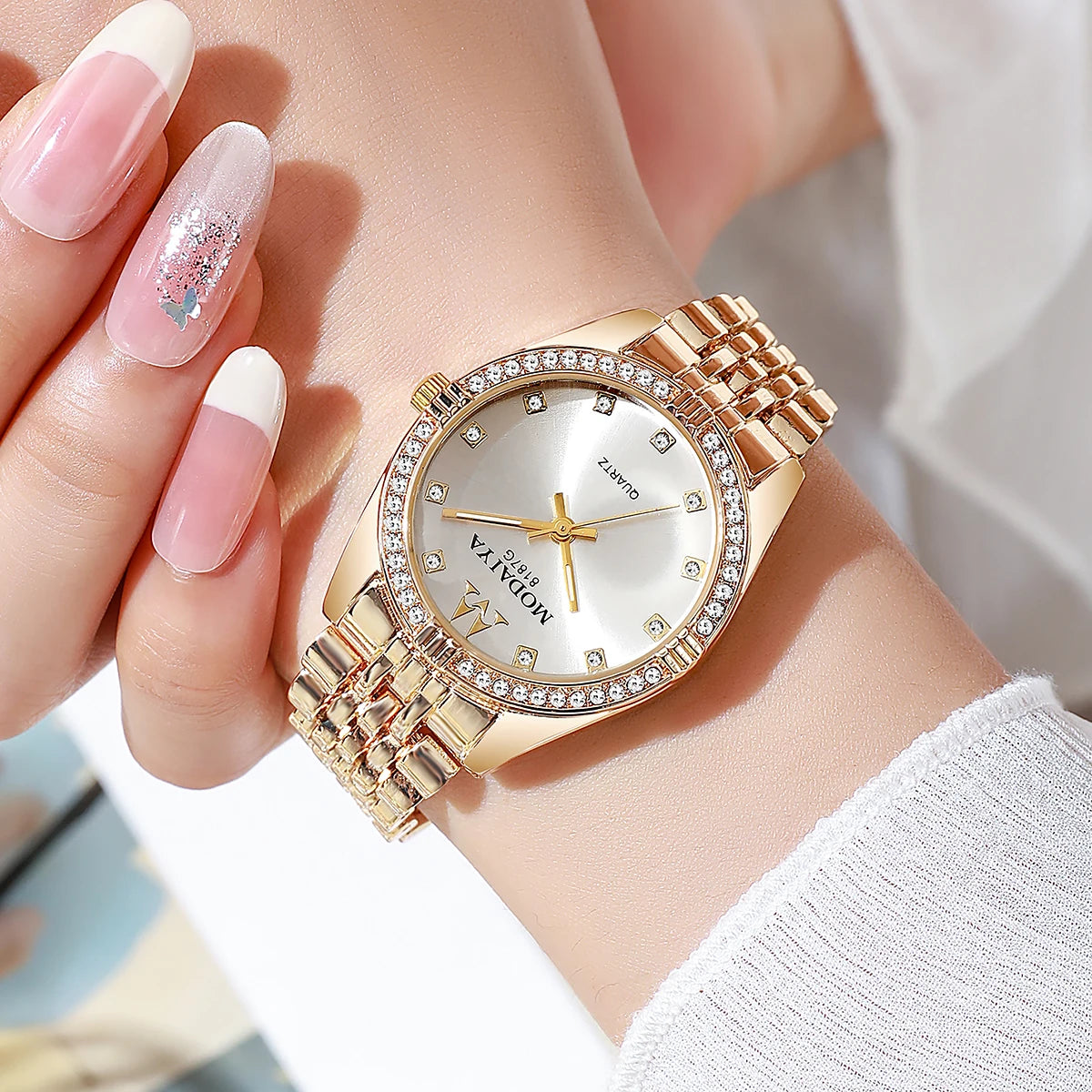 Women Watches Luxurious Quartz Sparkling Rhinestone Dial Dress Wristwatches for Ladies Relogio Feminino